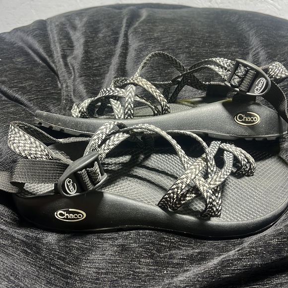 chacos - Picture 2 of 4